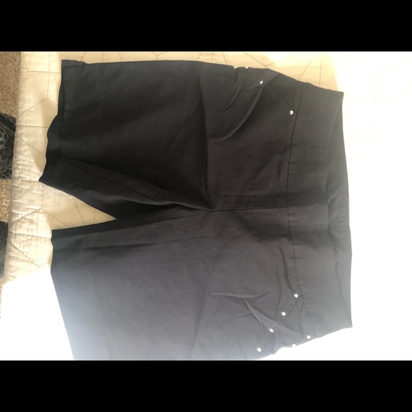 INC Shorts - Picture 4 of 6